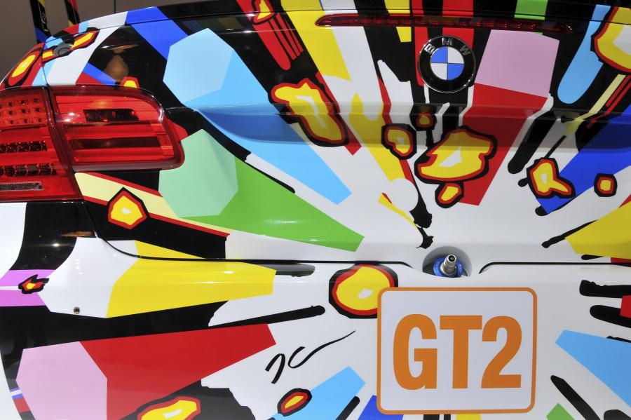  BMW M3 GT2 Art Car by Jeff Koons 2010 года  (фото 34 из 53)